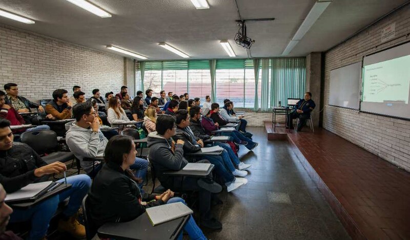 Clase en la universidad