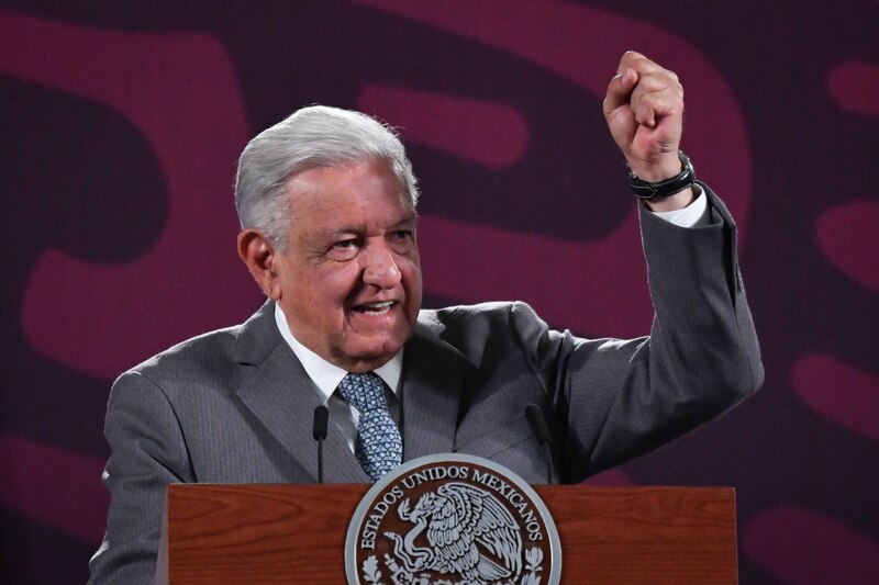 El presidente Andrés Manuel López Obrador durante un discurso.