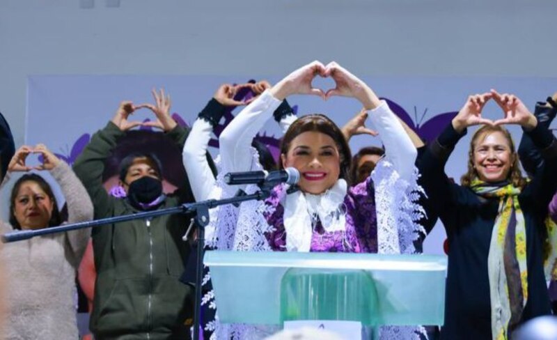 ¡Mujeres unidas por el cambio!