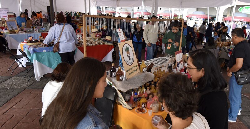 Mercado de artesanías en México