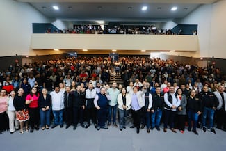 Refrenda Quirino apoyo a docentes y mejora de infraestructura educativa