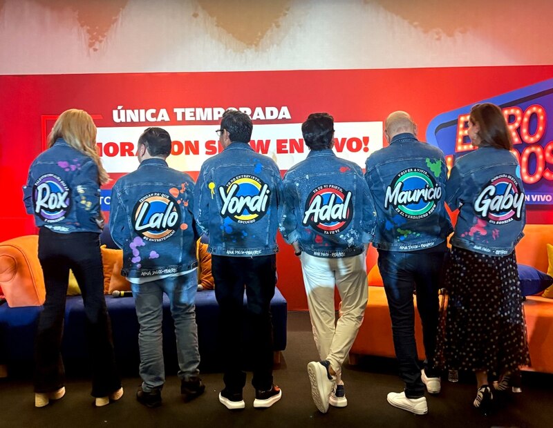 El elenco completo de "Enrrollados"