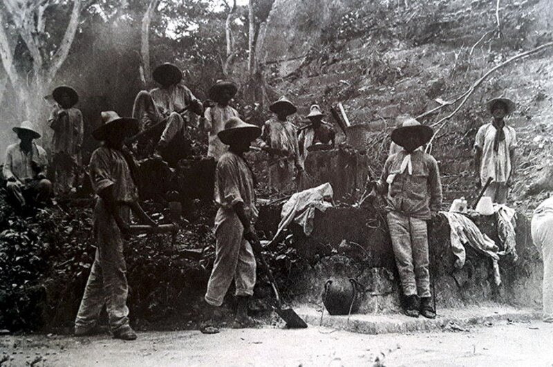Trabajadores de la construcción en la década de 1930