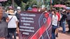 Ante falta de insumos básicos en clínicas del IMSS, el personal salió a protestar en Guadalajara 