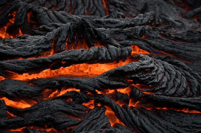 Flujo de lava volcánica