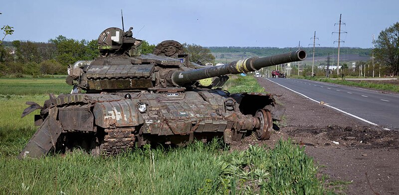 Tanque ruso destruido en Ucrania