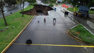 Lluvias provocan socavón de 45 metros de longitud en Tonalá, Jalisco
