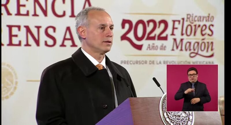 El Presidente de México, Andrés Manuel López Obrador, pronuncia un discurso durante la ceremonia del 106 aniversario de la Revolución Mexicana en el Zócalo de la Ciudad de México.