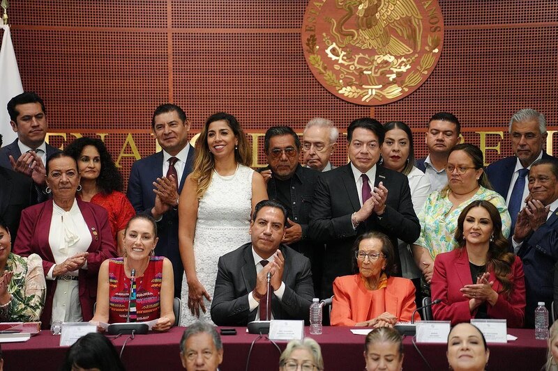 AMLO encabeza ceremonia por el 106 aniversario de la Constitución