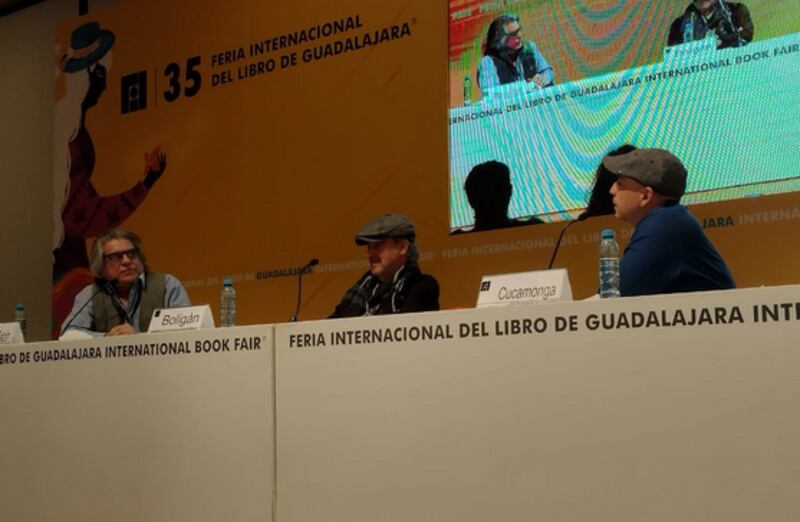 Presentación de libros en la Feria Internacional del Libro de Guadalajara