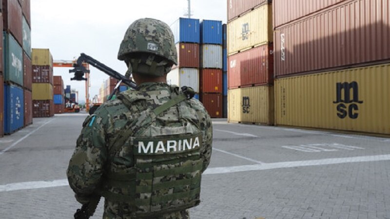 La Marina mexicana incauta un cargamento de droga en un puerto