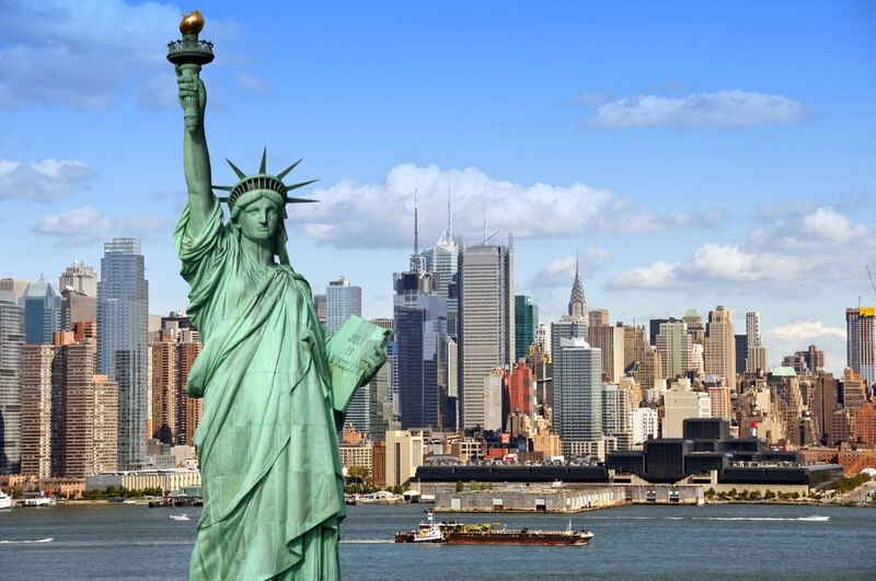 La Estatua de la Libertad y el Bajo Manhattan
