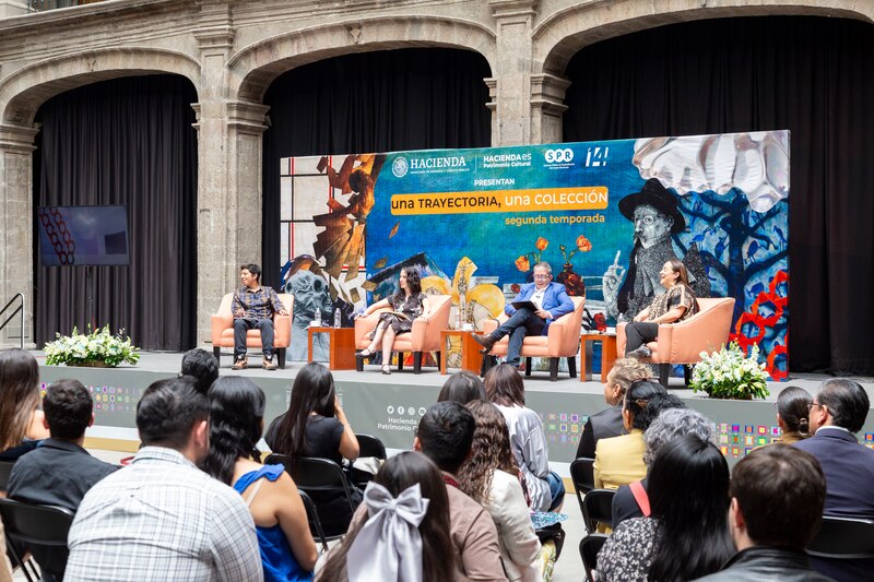 Presentación del libro "Hacienda, una trayectoria, una colección"