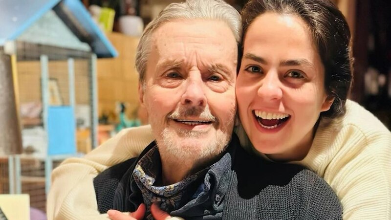 La actriz Lali Espósito junto a su abuelo.