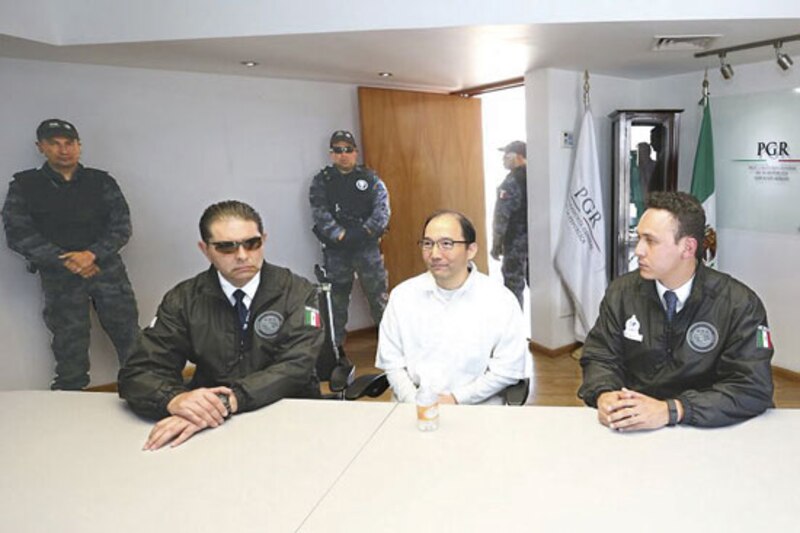El Chapo Guzmán es trasladado a prisión