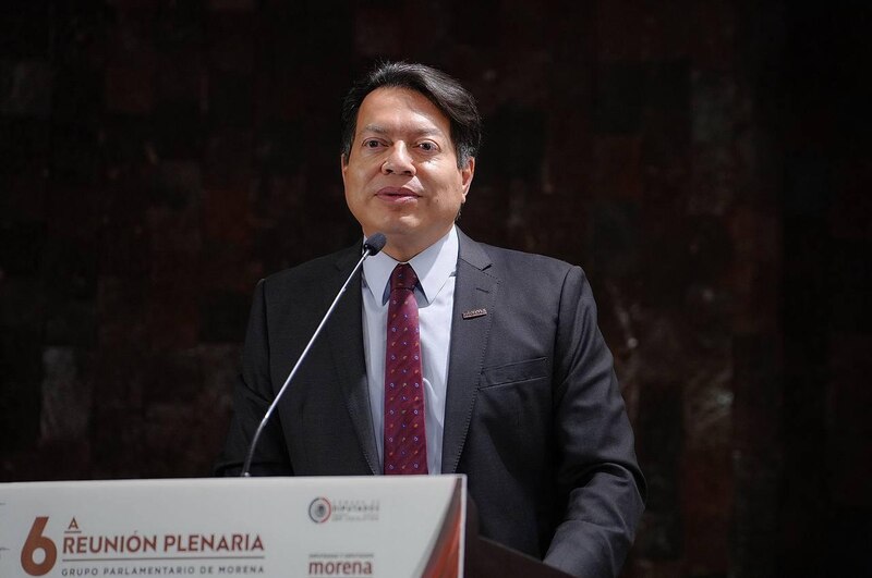 El diputado federal por Morena, Mario Delgado, durante una reunión plenaria del grupo parlamentario.