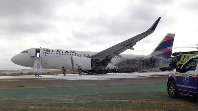 Accidente aéreo en Lima deja varios heridos