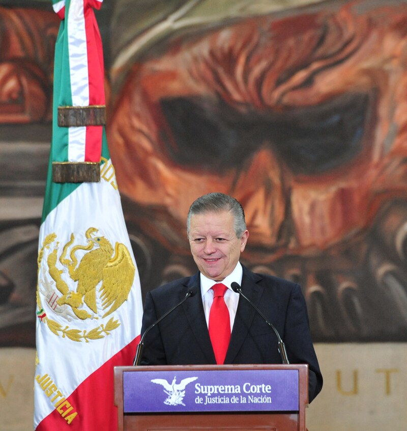 El Presidente de la Suprema Corte de Justicia de la Nación, Arturo Zaldívar, durante un discurso.