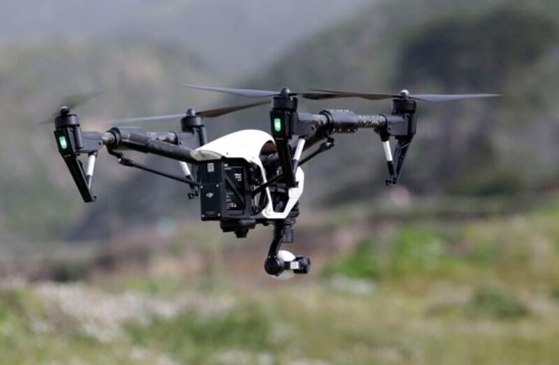 Dron en vuelo