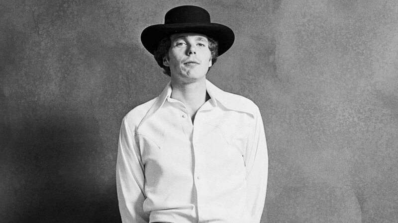 El cantante y compositor estadounidense Warren Zevon
