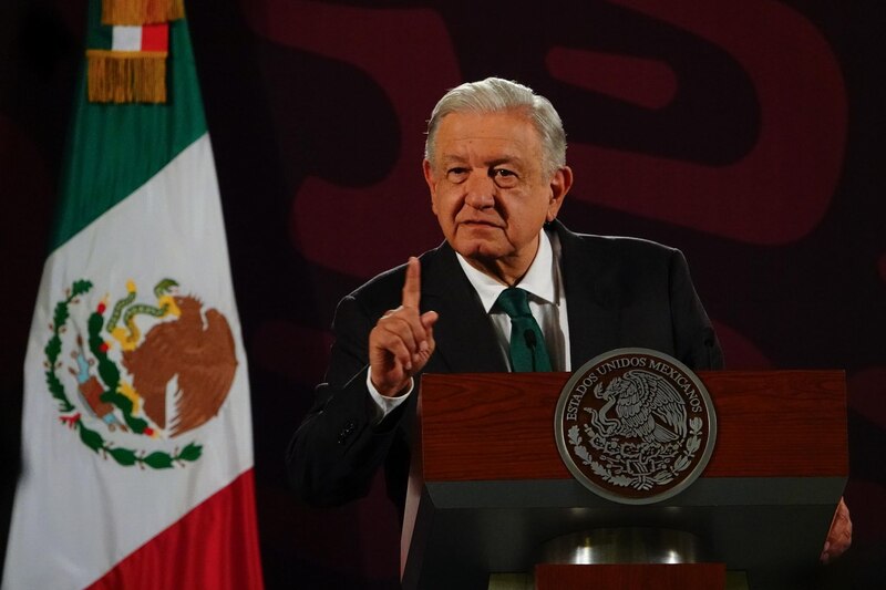 El presidente Andrés Manuel López Obrador da un discurso.