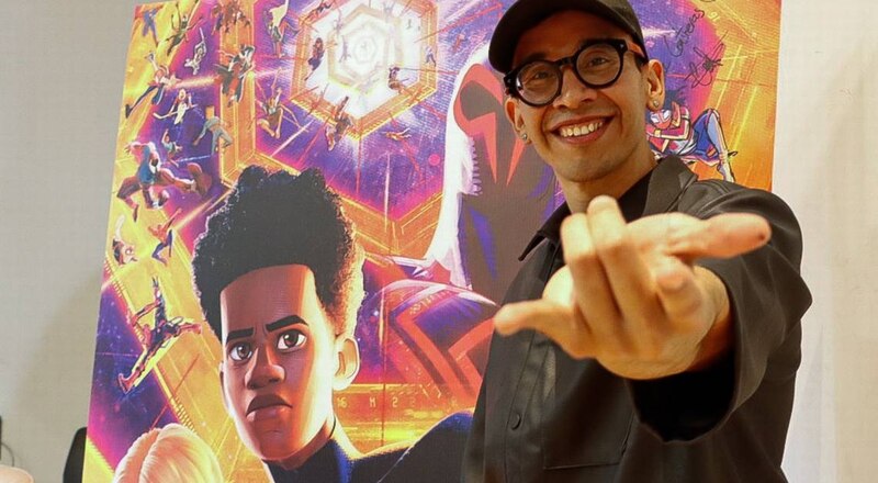 El actor Miles Morales en la alfombra roja de Spider-Man: Across the Spider-Verse