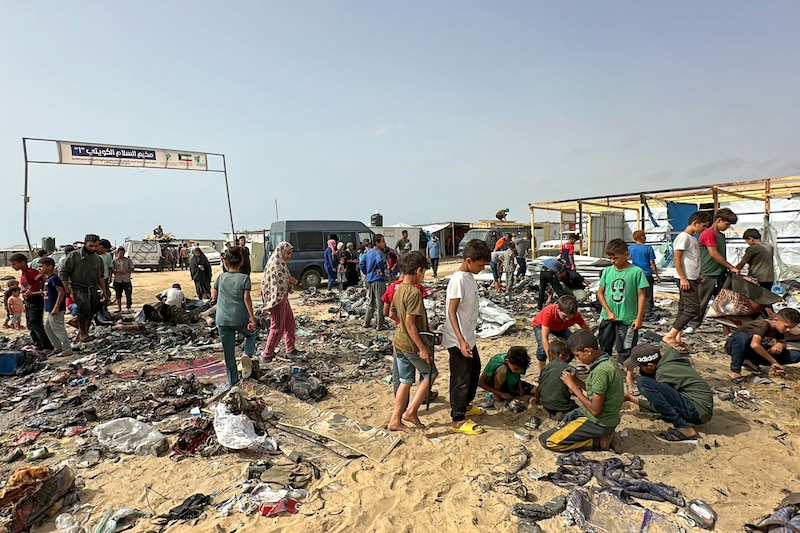 Niños jugando en un campo de refugiados