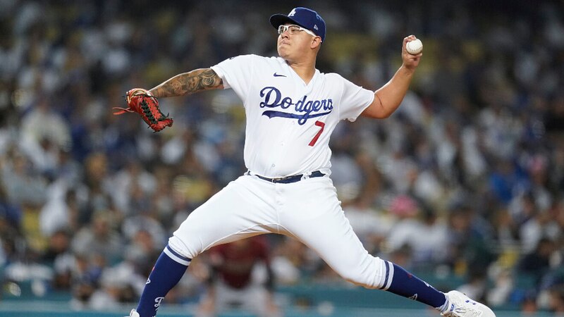 Julio Urías, el as de los Dodgers, lanza en la Serie Mundial