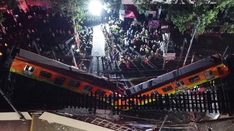 Accidente de tren en la Ciudad de México deja al menos 100 heridos
