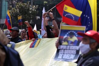 Deuda e instituciones debilitadas: los frenos para la recuperación en Venezuela