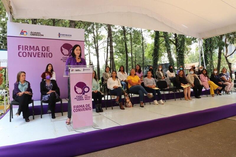 Firma de convenio entre el gobierno de Álvaro Obregón y la Casa Aliada Vania
