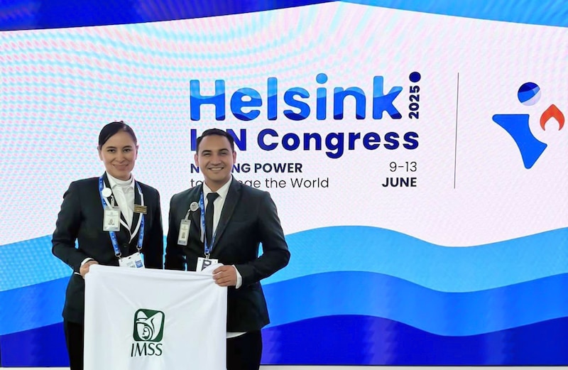 María Concepción Martínez y Edgar Martínez Campos, ambos de la Unidad Médica de Alta Especialidad (UMAE), Hospital de Traumatología y Ortopedia No. 21 del IMSS, en Monterrey, asistieron al Congreso Internacional de Enfermería en Helsinki, Finlandia
