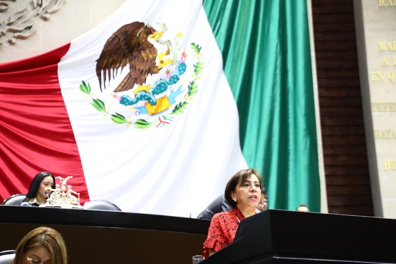 La diputada mexicana Margarita Zavala da un discurso en el Congreso.