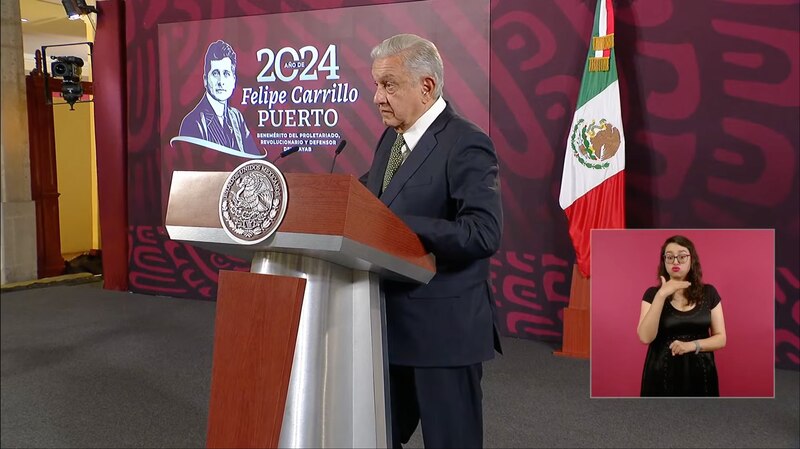 El presidente Andrés Manuel López Obrador encabeza la ceremonia del 106 aniversario de la Constitución Mexicana