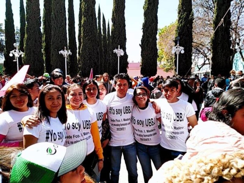 Estudiantes de la UBB protestan por la falta de recursos