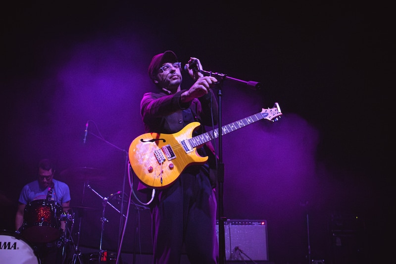 Clap Your Hands Say Yeah en su presentación del 7 de junio en Foro Puebla