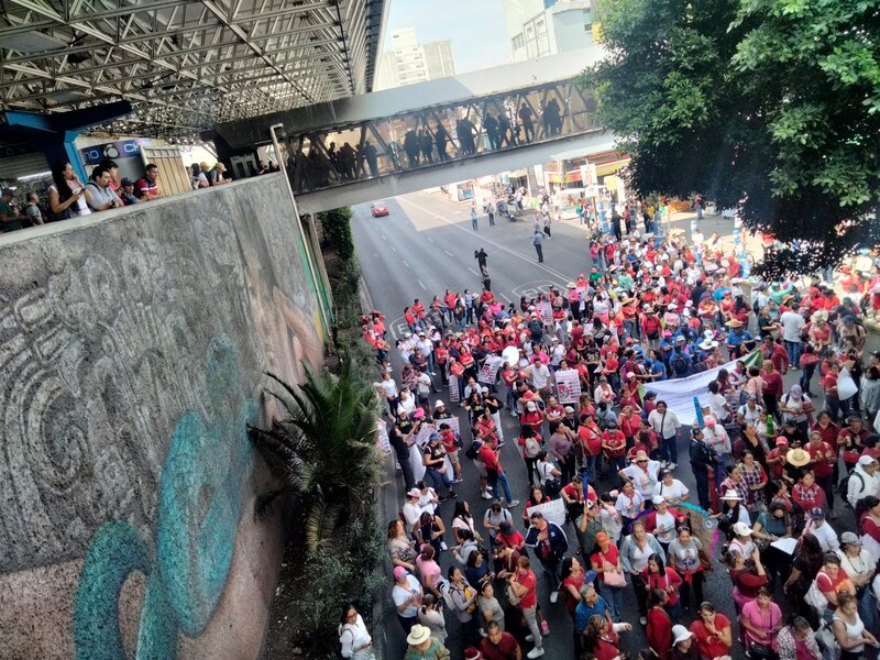 Marcha de mujeres en la Ciudad de México