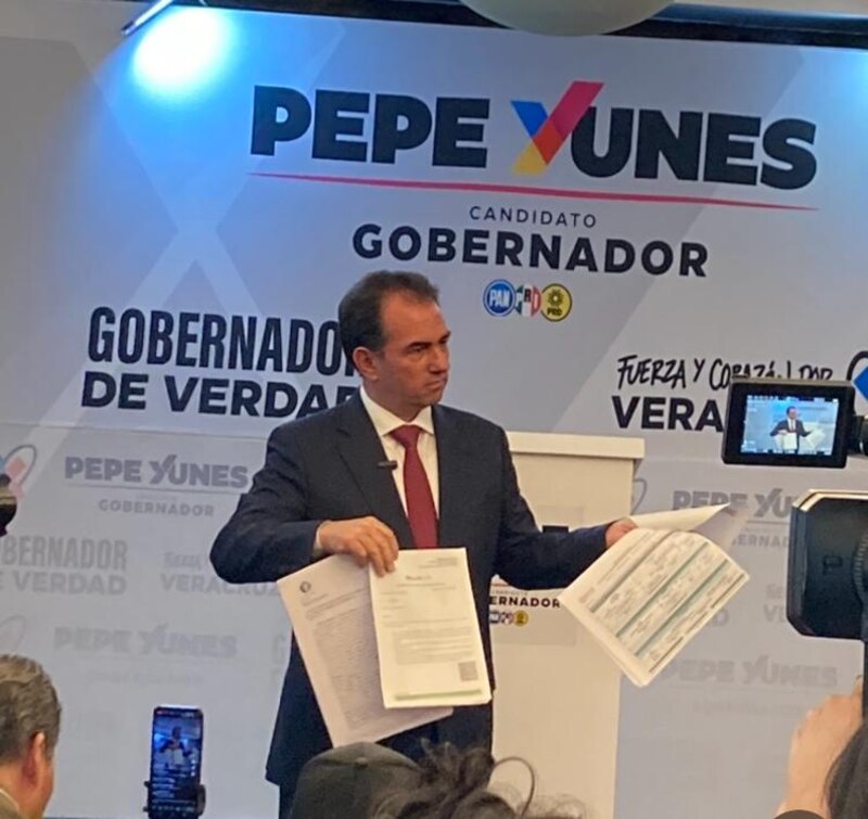 Pepe Yunes, candidato a gobernador de Veracruz por la coalición "Fuerza por México".