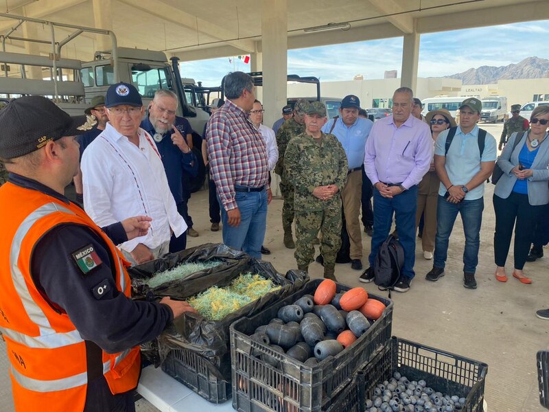 Entrega de apoyos a pescadores ribereños en San Felipe