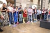 Limpian calles del Centro Histórico tras manifestaciones; buscan reactivar actividad económica