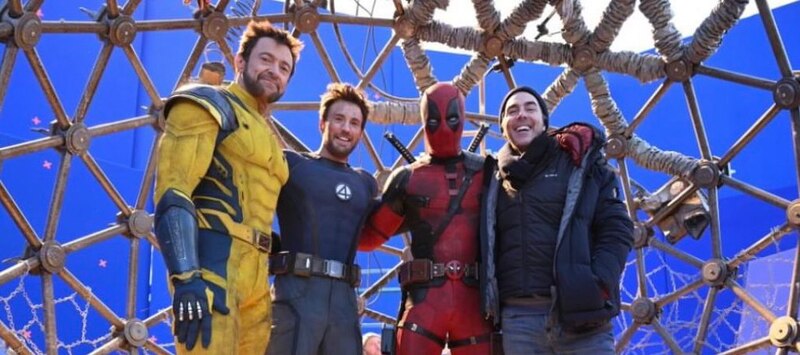 Hugh Jackman, Ryan Reynolds y Jake Gyllenhaal en el set de rodaje de Deadpool