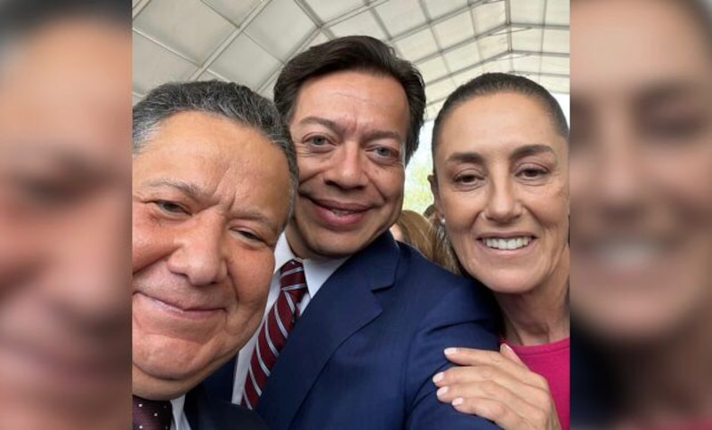 Políticos sonrientes