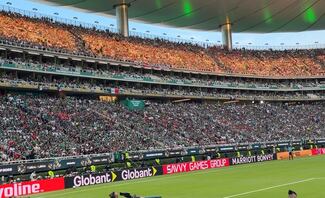 El estadio lleno, el país pendiente